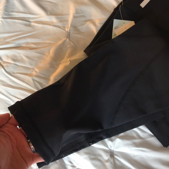 NWT Zella High Waisted Crop with mesh - Picture 7 of 7